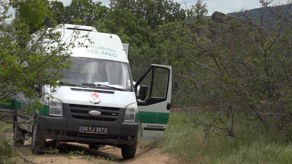 Dehşet zinciri! Evini ve aracını yaktı, kadını öldürüp canına kıydı 3